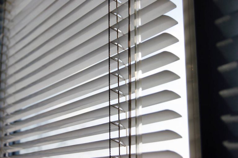 Promoting Sustainable Living: The Environmental Impact and Benefits of Motorized Shades
