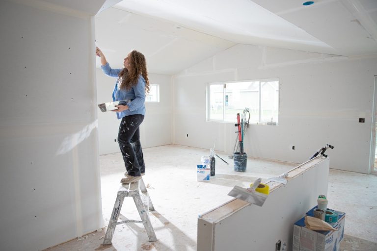 How to Estimate Cost of Sheetrocking in Construction?