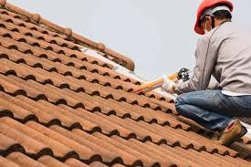 How to Recognize the Right Time for Roof Maintenance in St. Petersburg