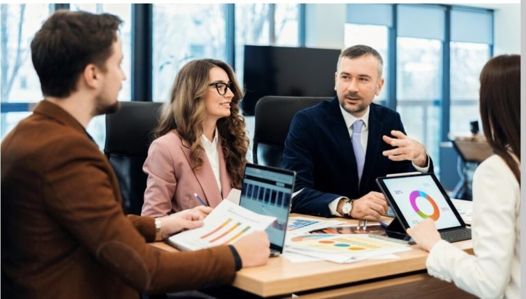 Driving Business Efficiency with Salesforce: A Complete Guide for Modern Enterprises